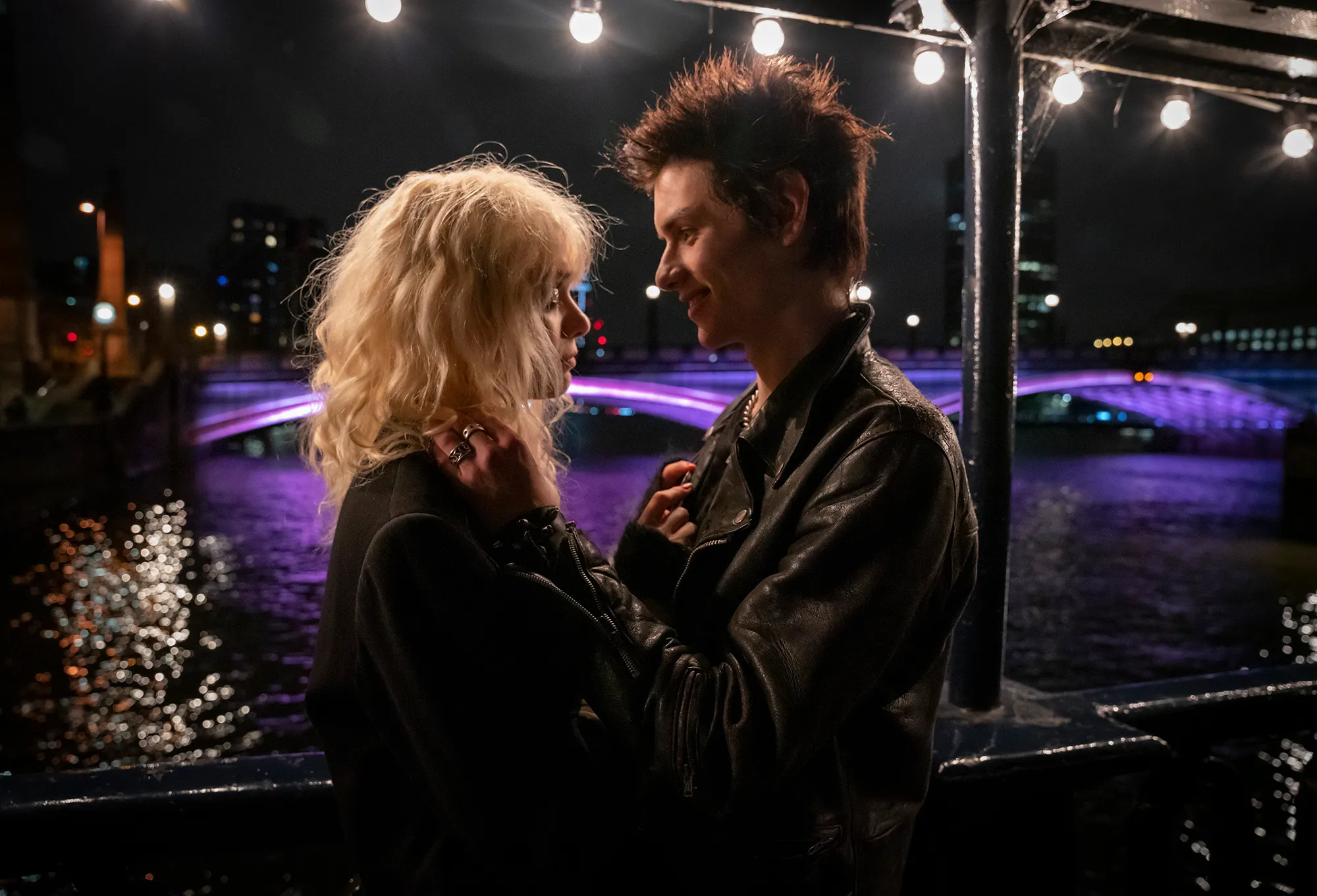 ROCK SÉRIE Pistol l histoire des Sex Pistols sur Disney Épisode 5 OUI FM