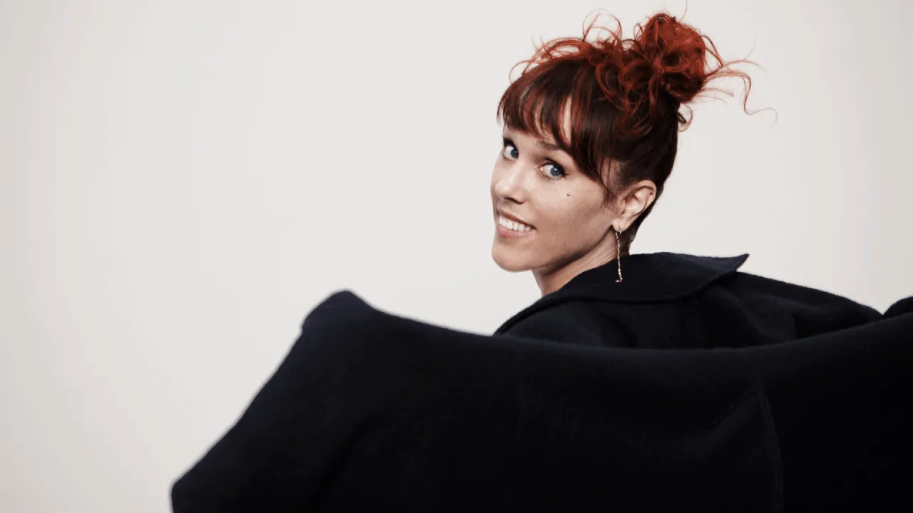 Son nouveau hit "Sains et saufs", son prochain album... entretien avec Zaz