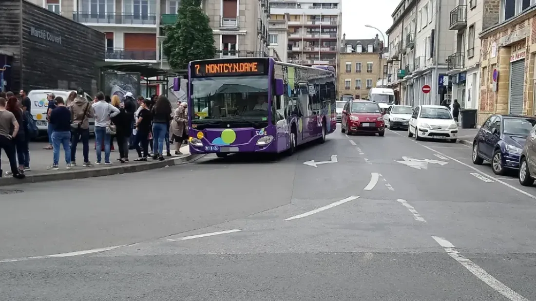 Une femme est décédée d’un arrêt cardiaque dans un bus