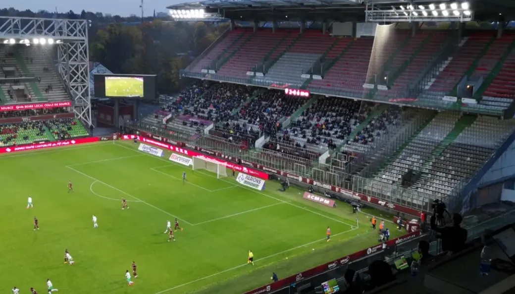 “FC Metz Stadium Hosts Blood Drive to Save Lives”