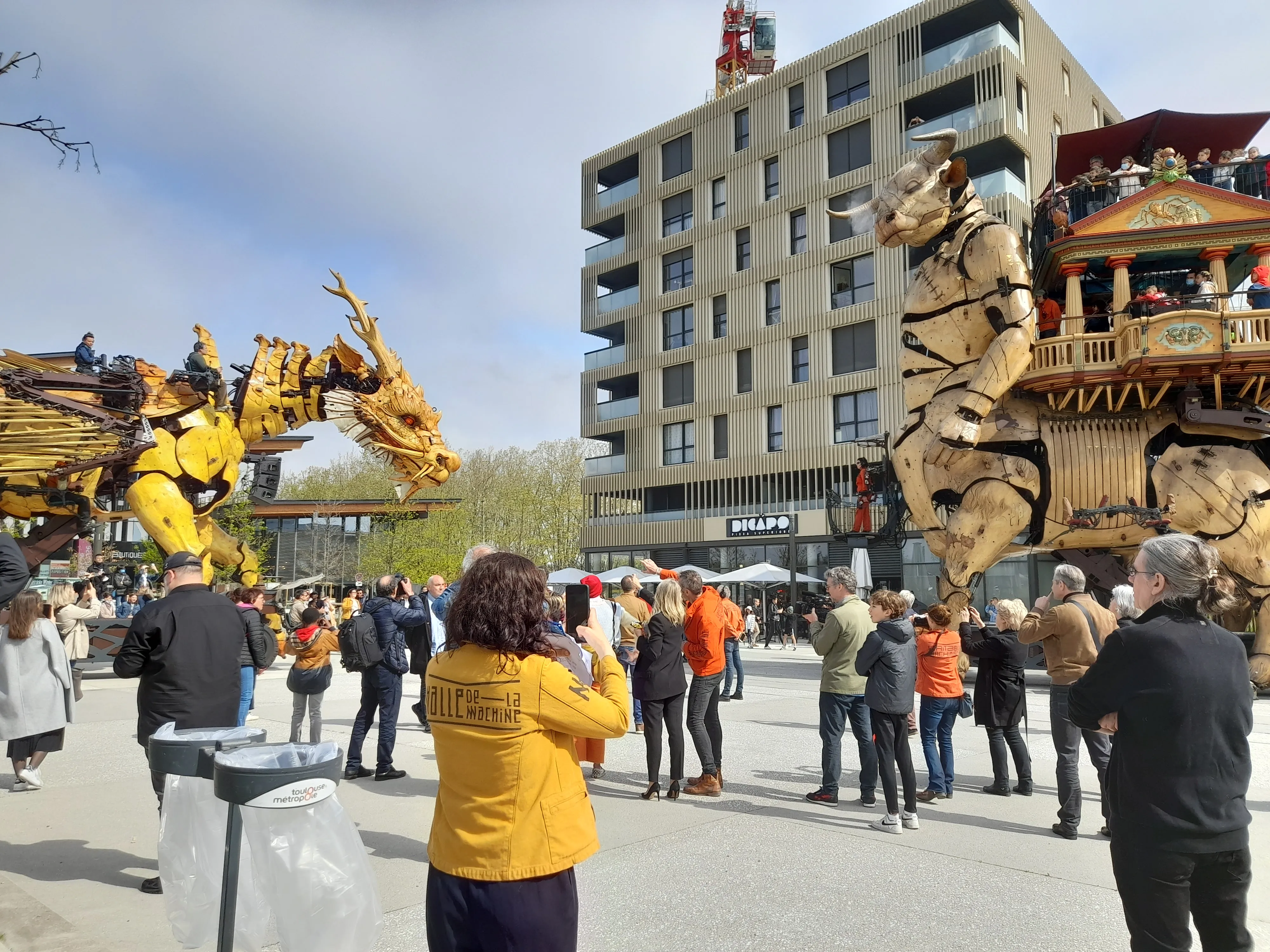 Bon Plan Sortie Ce Week-end : Spectacle Gratuit à La Halle De La ...