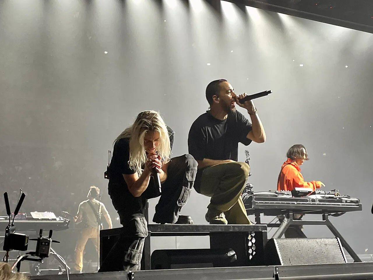 Découvrez "Over Each Other", le clip du nouvel inédit de Linkin Park