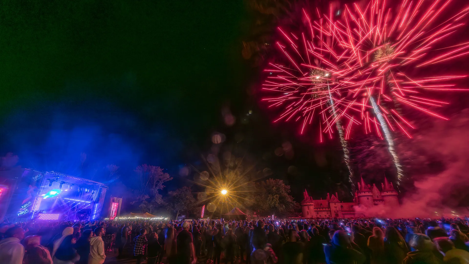 Tour Vibration 2023 30 000 personnes à SullysurLoire
