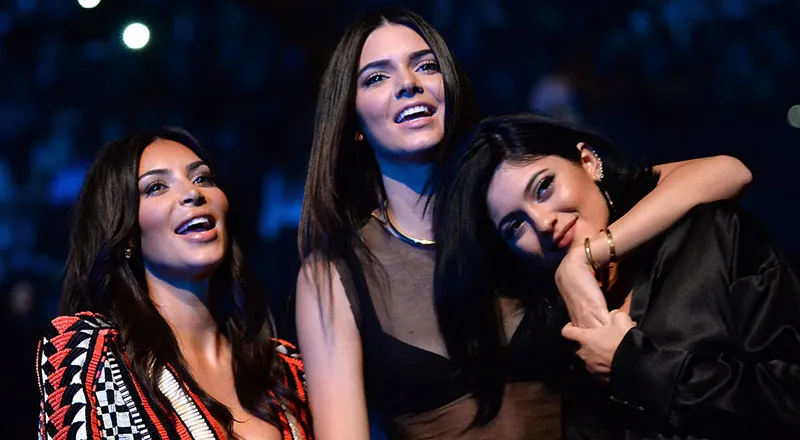 Kylie Jenner ose le Twerk en club !! (Vidéo)