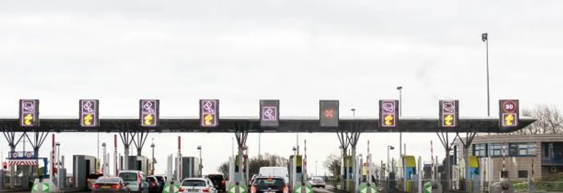 METROPOLYS