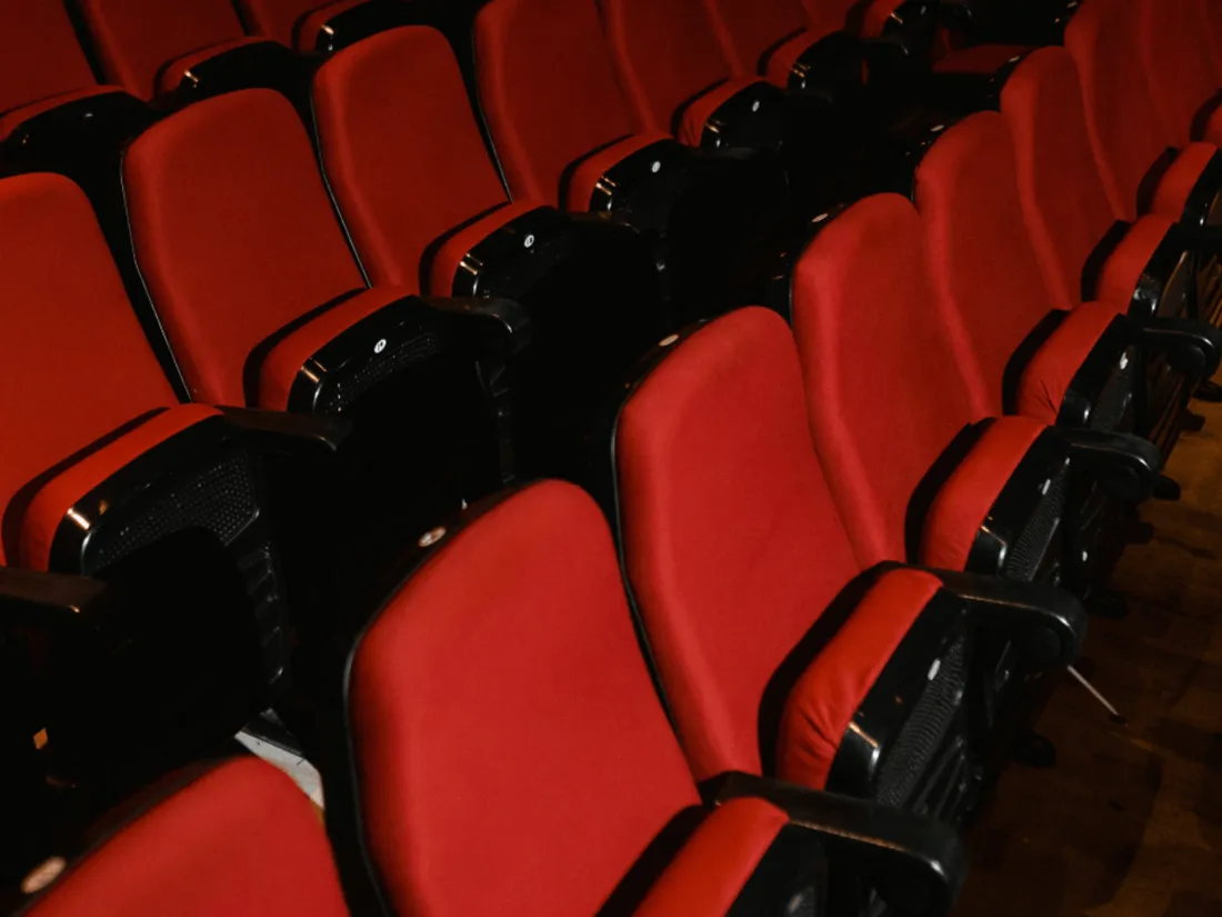 Fauteuils rouges cinéma
