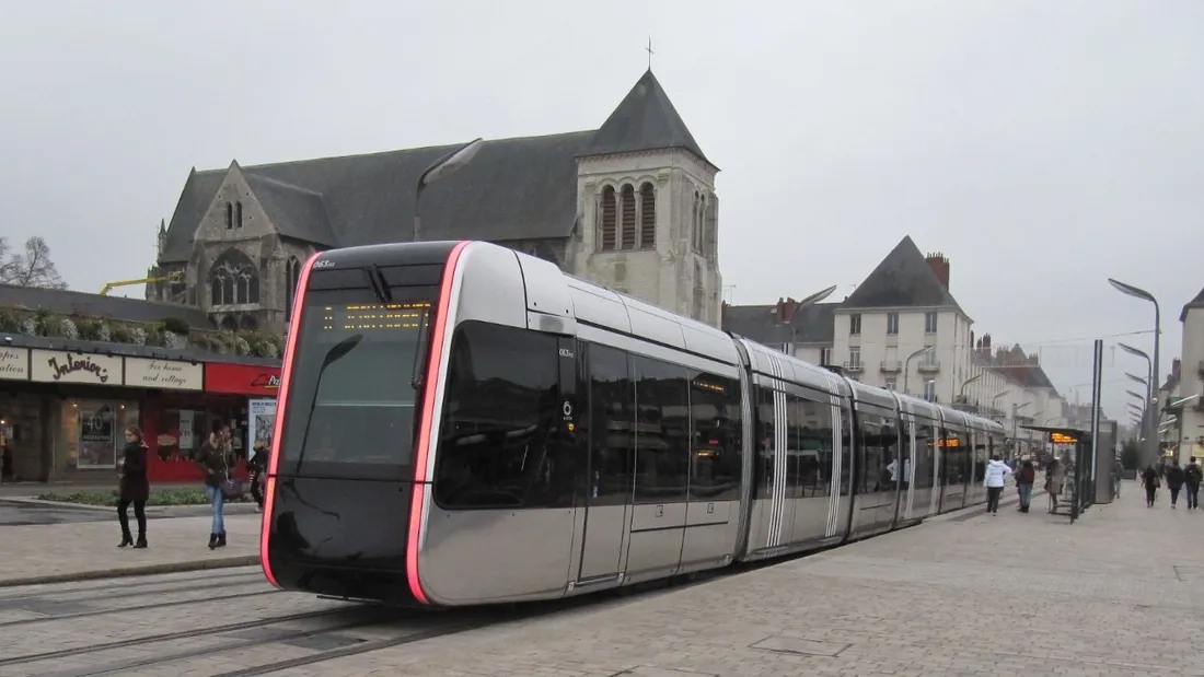 Les agressions se sont produites à l'arrêt Liberté à Tours