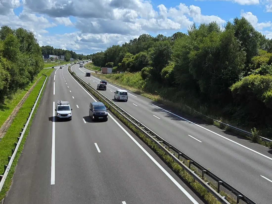 L'autoroute A20 au nord de Limoges