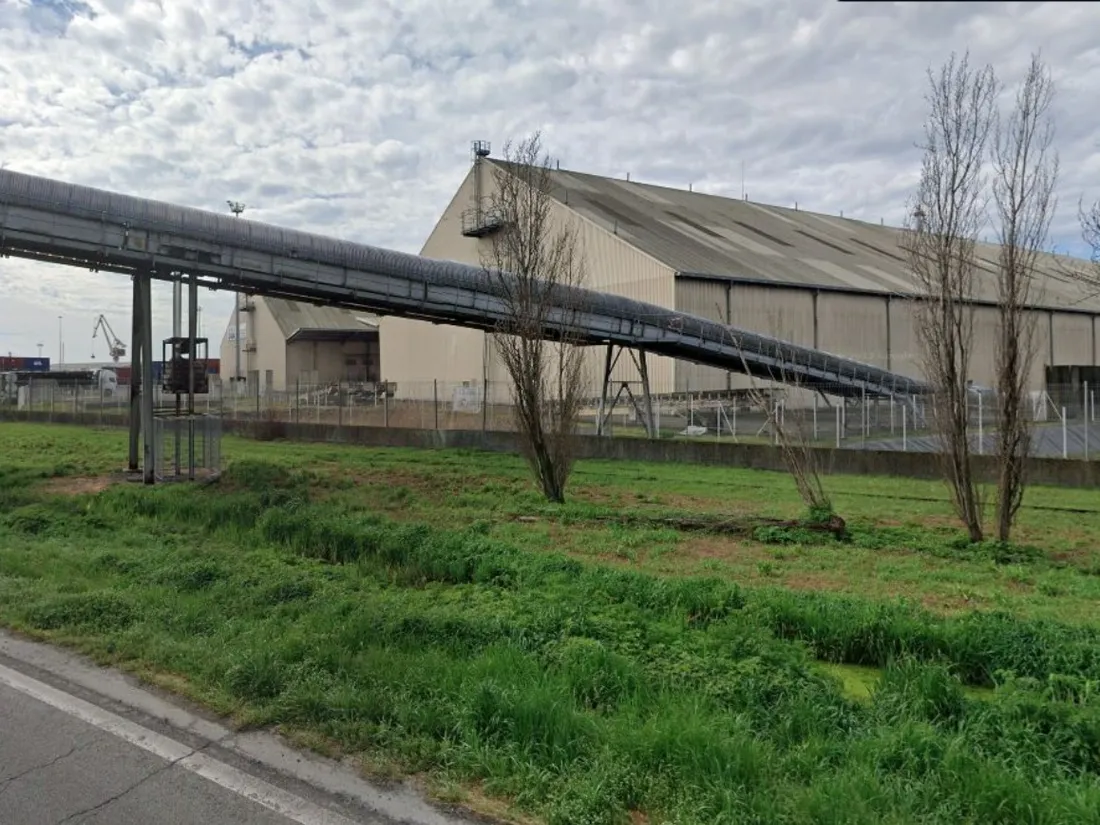 L'accident a eu lieu dans l'un des hangars du port de Bassens 