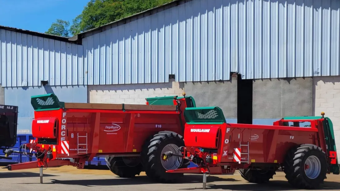 Bennes Deguillaume sur le site de production d'Eymoutiers