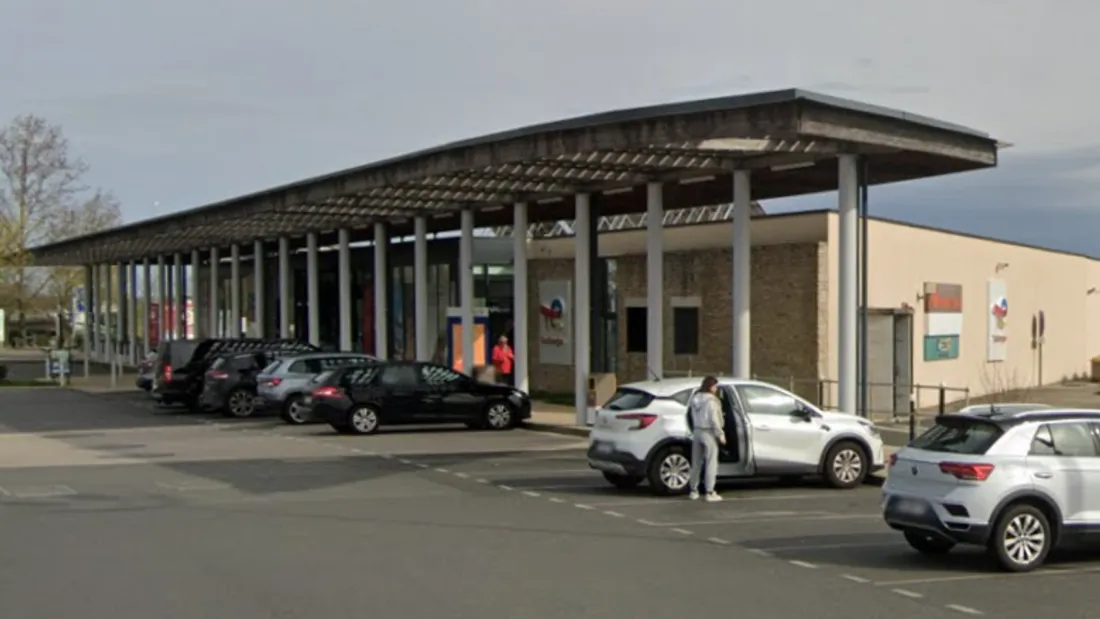 Aire autoroute de Poitou-Charentes dans les Deux-Sèvres, sur l'A10