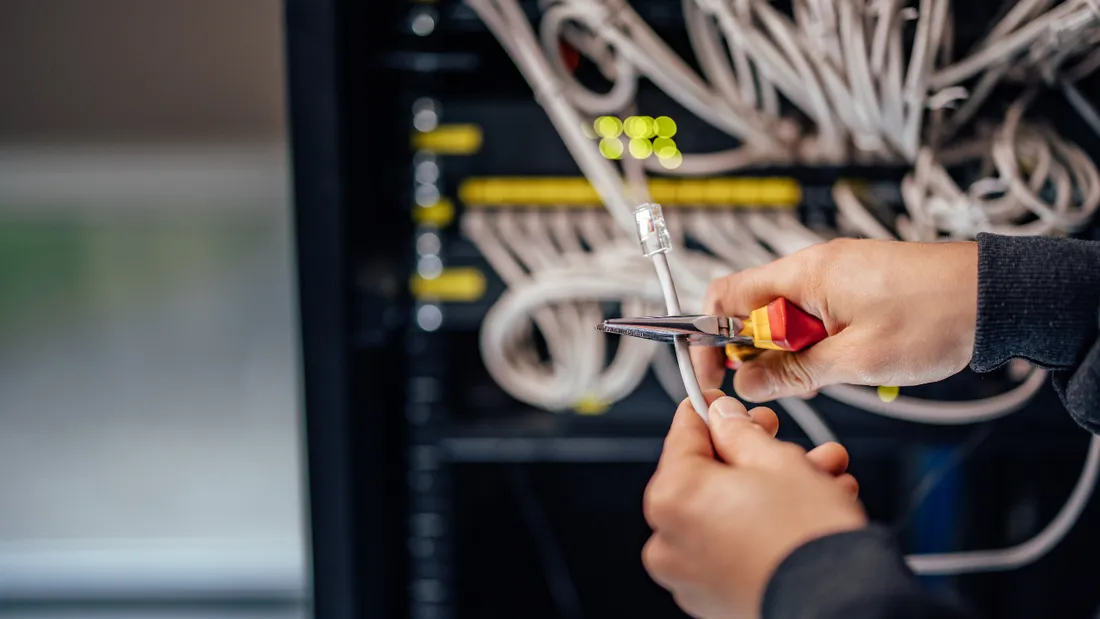 La panne est liée à des problèmes de câbles de fibre et en cuivre