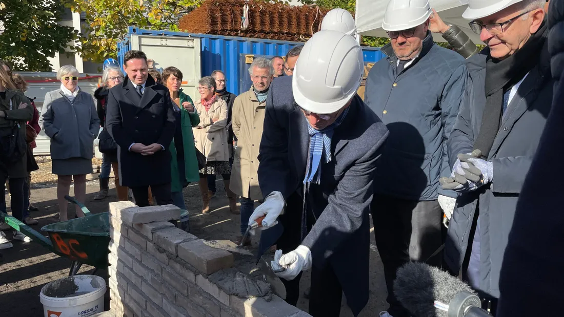 La première pierre de l'extension de Polytech a été posée hier en présence des élus locaux