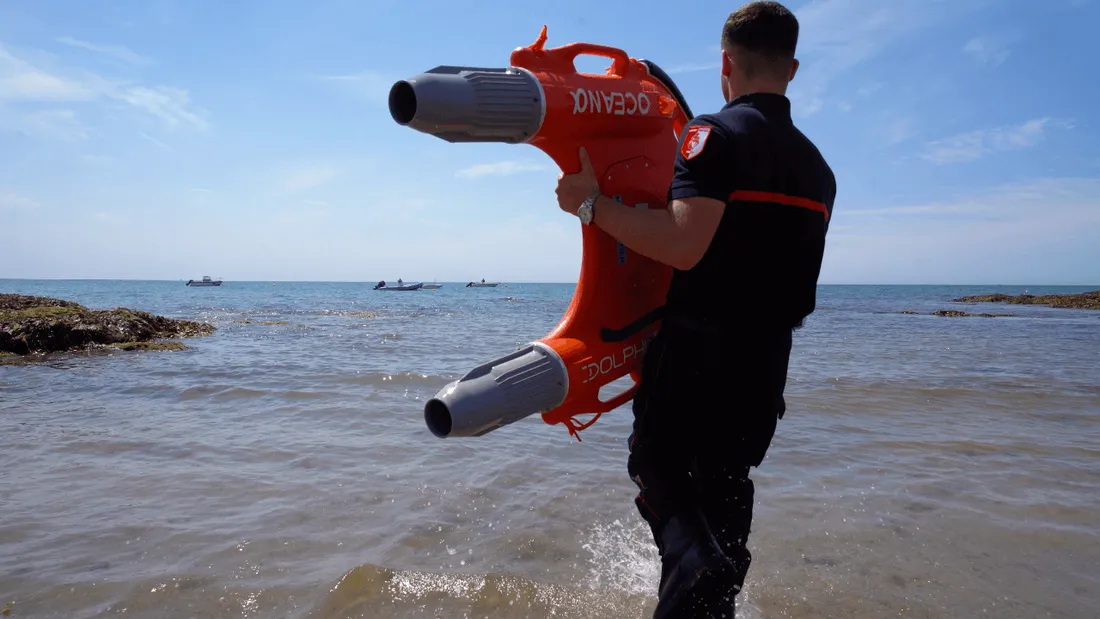 Vendée : les pompiers testent une "bouée drone" pour le sauvetage aquatique