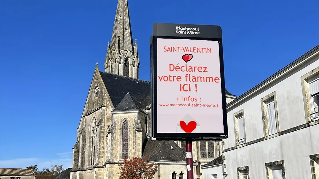Loire-Atlantique : des panneaux lumineux dans la commune pour déclarer sa flamme