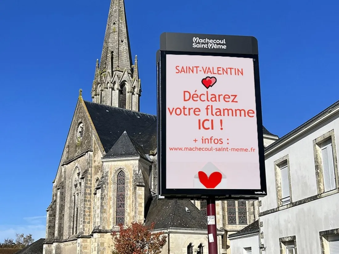 Loire-Atlantique : des panneaux lumineux dans la commune pour déclarer sa flamme