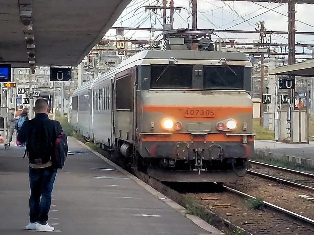 Intercités en gare de Limoges