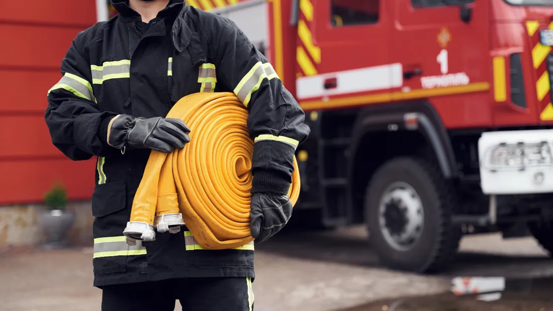 La caserne des sapeurs-pompiers de Jard-sur-Mer est située à proximité du camping
