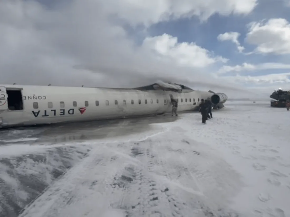Avion Delta Air Lines Toronto