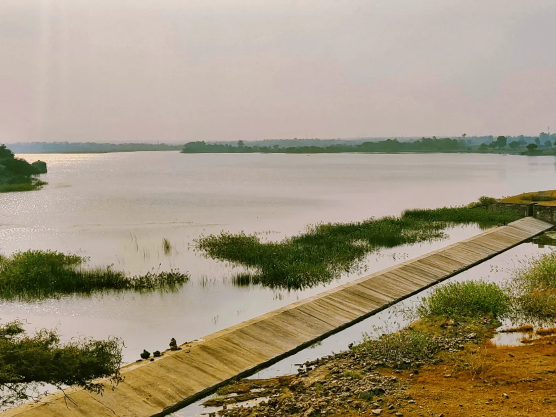 Il fait vider un barrage pour retrouver son téléphone tombé dans l’eau