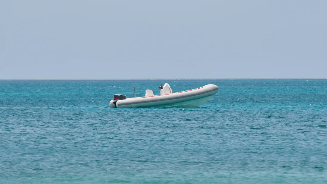 bateau semi-rigide