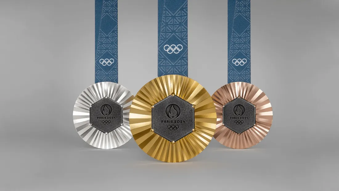 Médailles olympiques face Eiffel