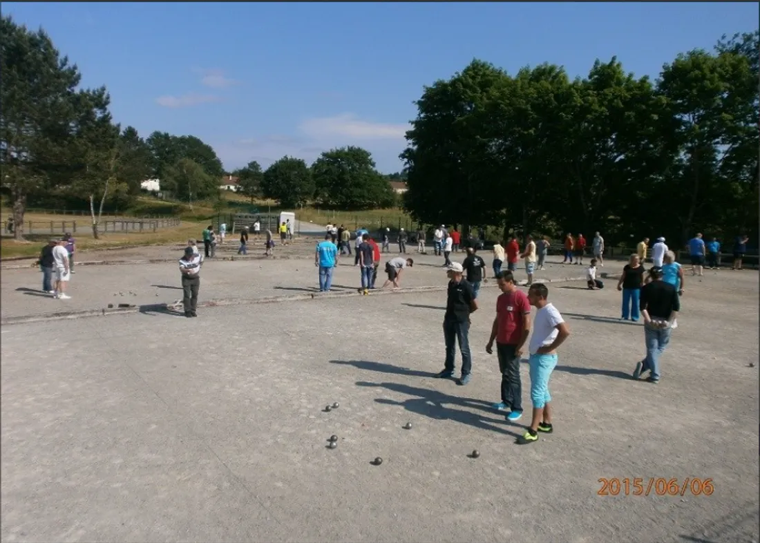 Concours de pétanque