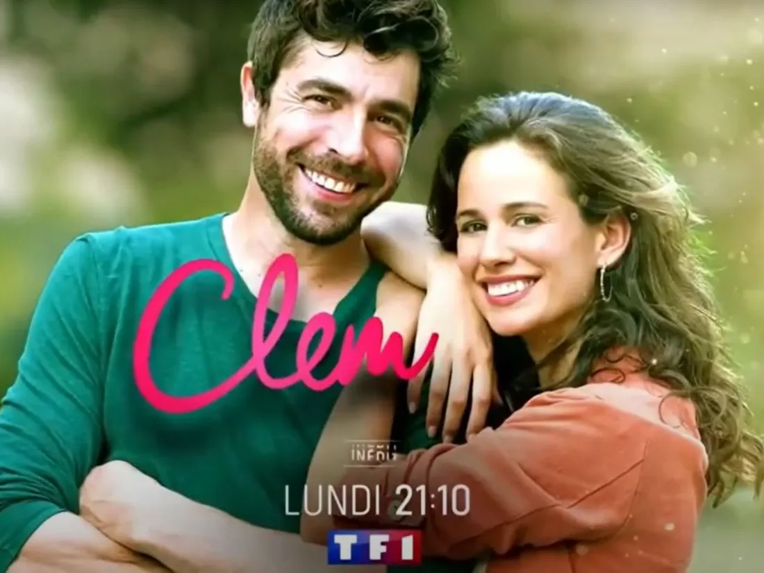 Lucie Lucas, à droite, est l'actrice principale de la série "Clem".