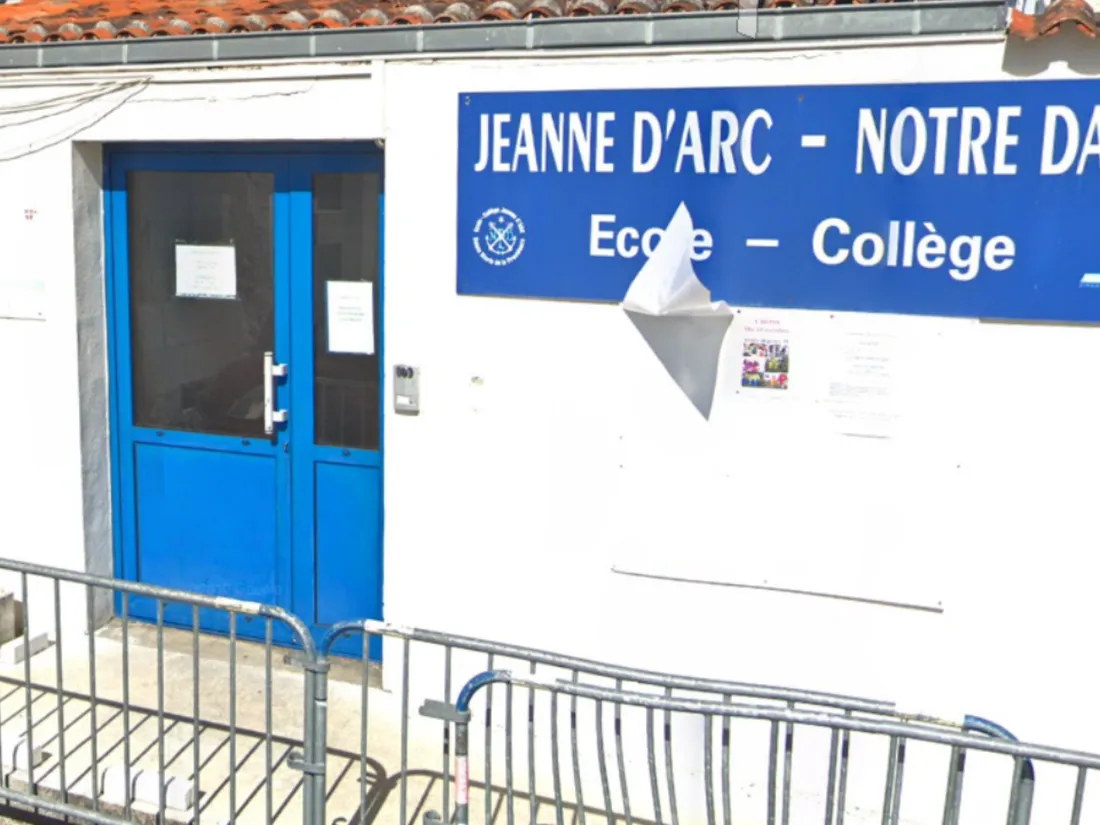 Collège Jeanne d'Arc, Saintes.