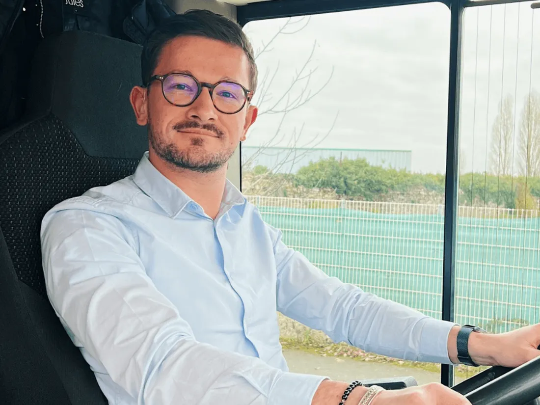 Romuald Poupard, sourd, est devenu conducteur de bus à Cholet