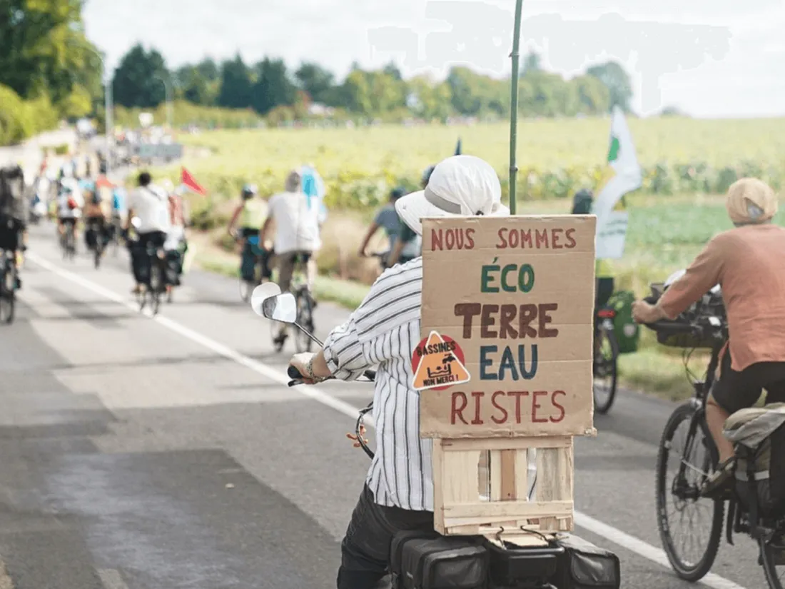 Convoi de l'eau