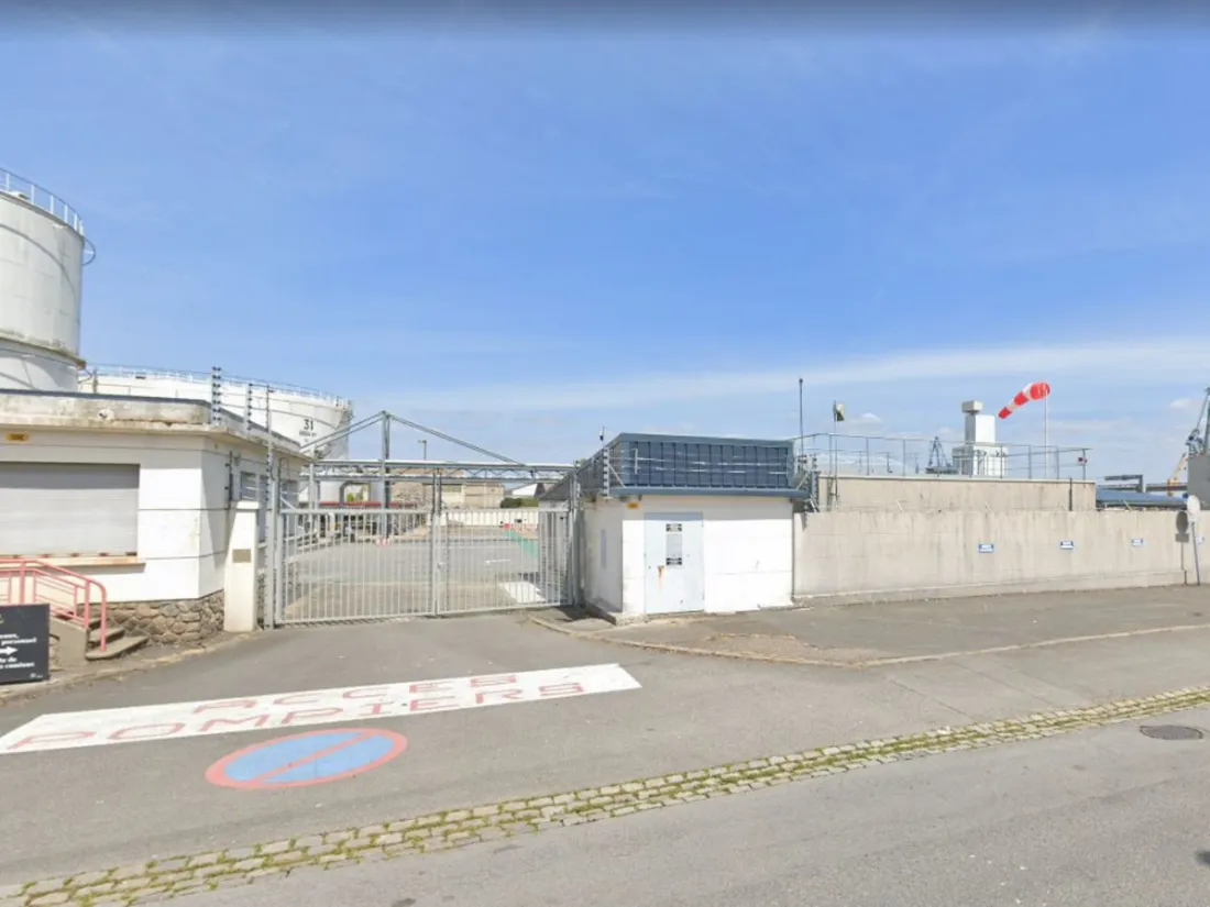 Le dépôt pétrolier de Lorient.
