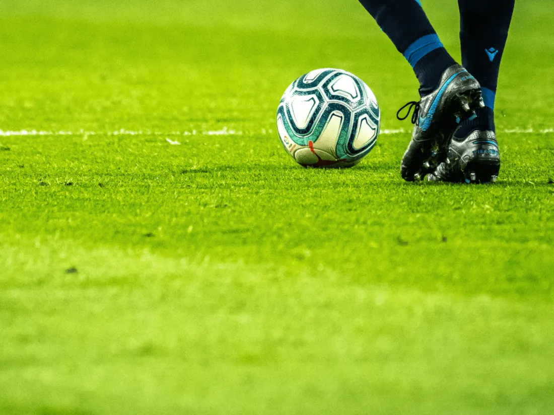 Des parents inventent des maladies à leur fils pour obtenir des maillots de football
