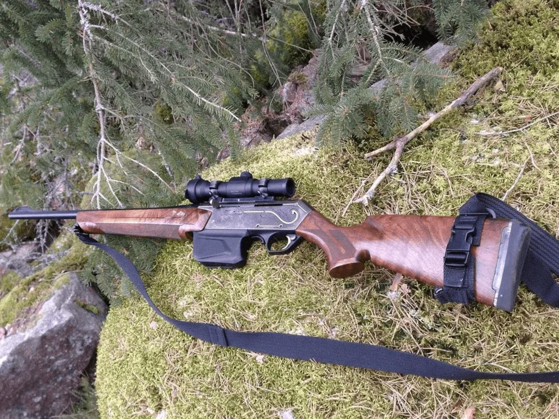 Le chasseur devrait être présenté à un juge d'instruction ce lundi matin.