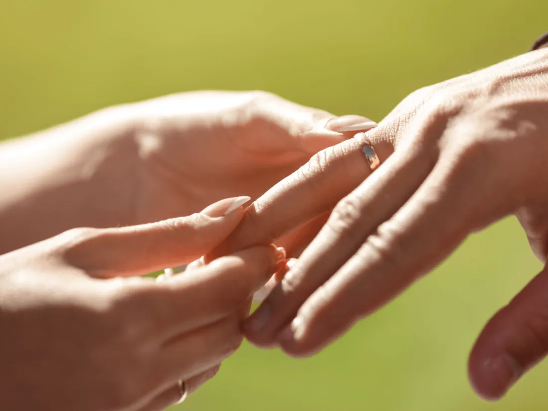 Charente : il organise une fête pour ses 40 ans... c'est finalement son mariage !
