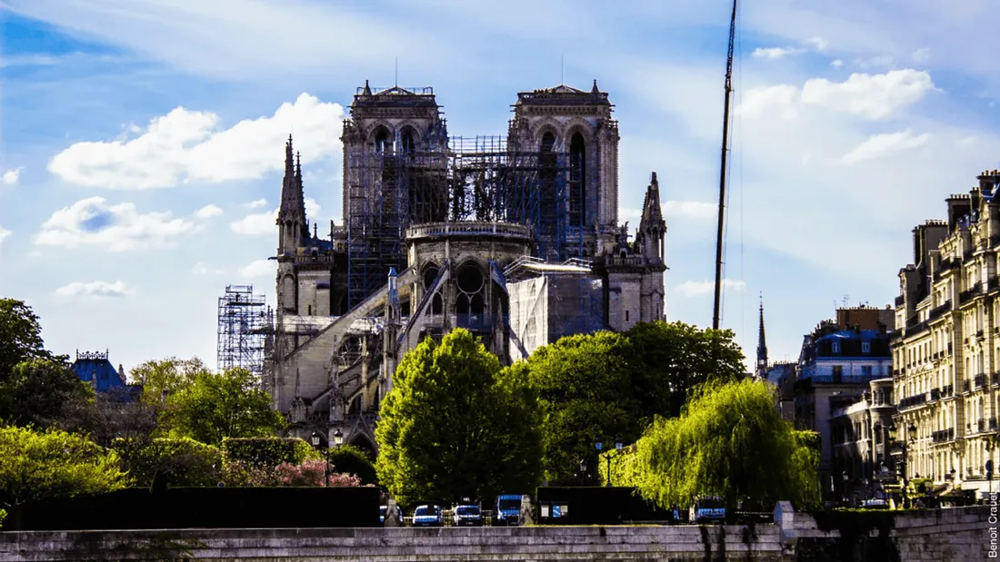 Notre-Dame de Paris : un sarcophage de plomb découvert sur le chantier de la reconstruction