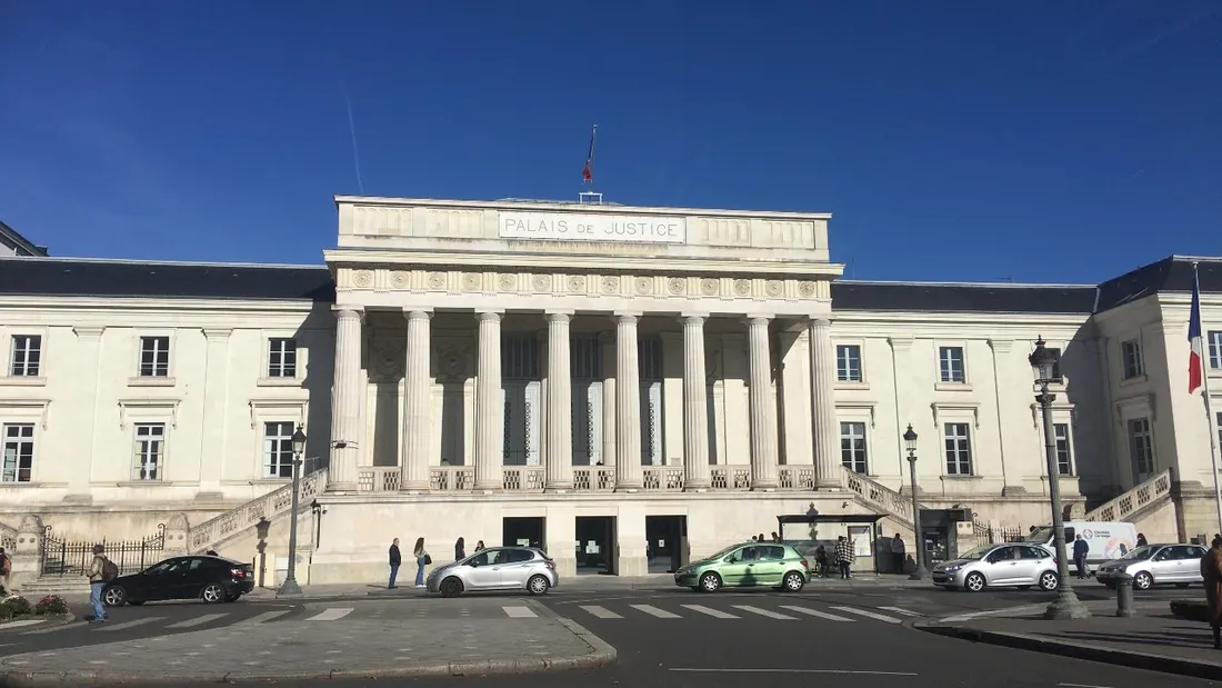 Palais-justice-Tours