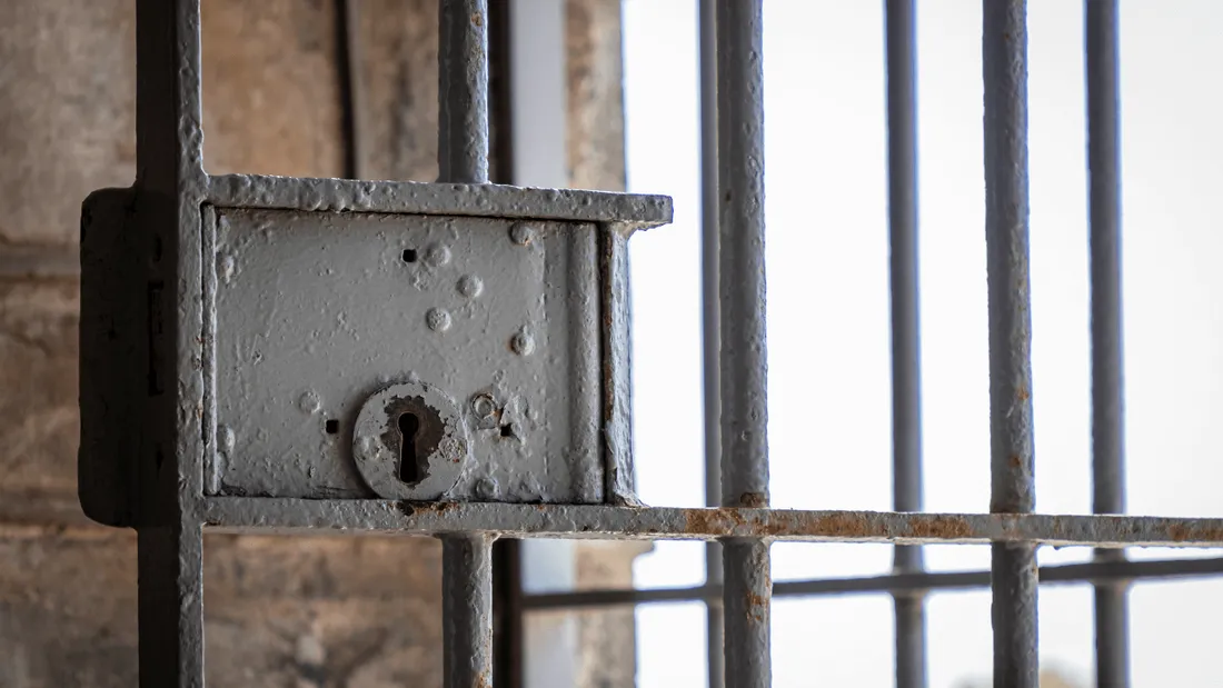 Ile de Ré : sursis pour quatre gardiens de prison après la mort d'un détenu