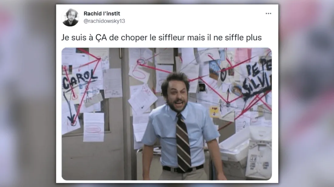Sur Twitter, un prof tente de retrouver son élève siffleur