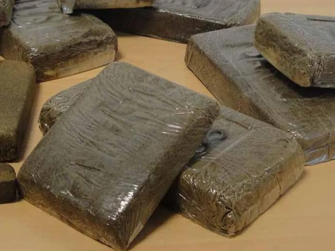 Le véhicule chargé de résine de cannabis était attendu à la Rochelle