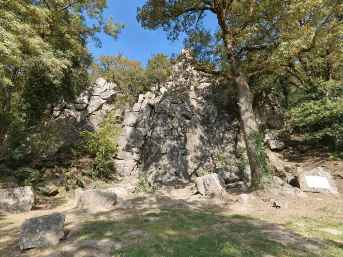 Rocher du Manis