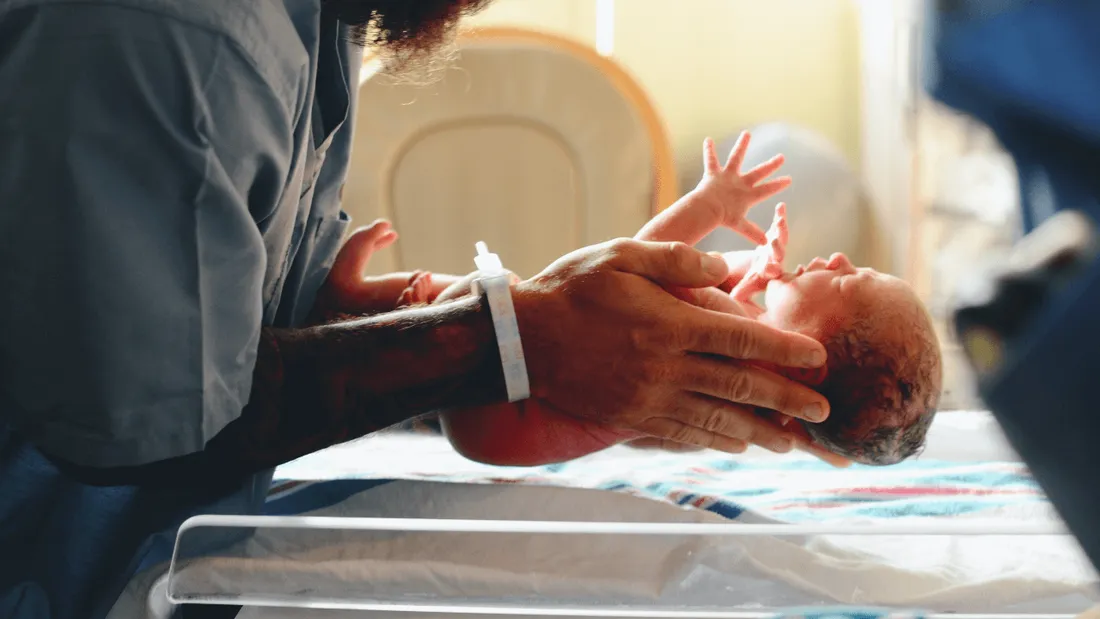 En 2021, 32.100 bébés sont nés en Bretagne. 