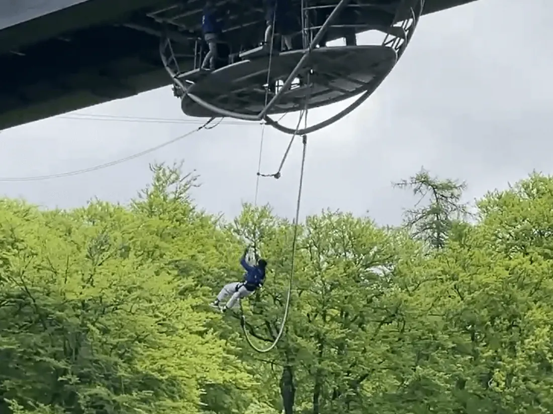 En Ecosse, un Français bat le record du monde de sauts à l'élastique
