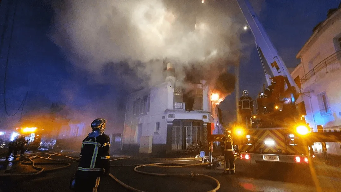 Saint-Nazaire : deux personnes se défenestrent en tentant de fuir un incendie