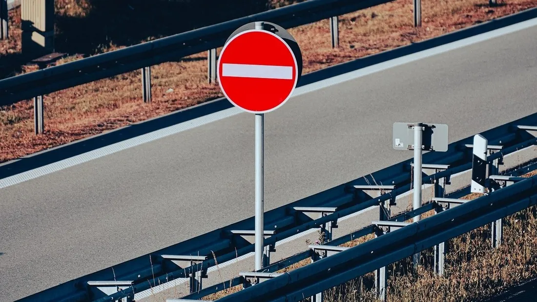sens-interdit