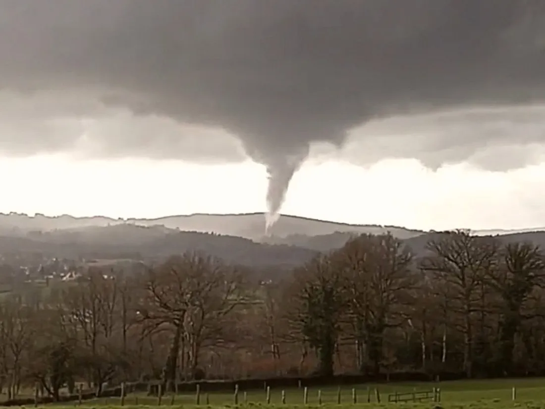 Capture d'écran d'une tornade sur le secteur de Pontarion (Creuse)