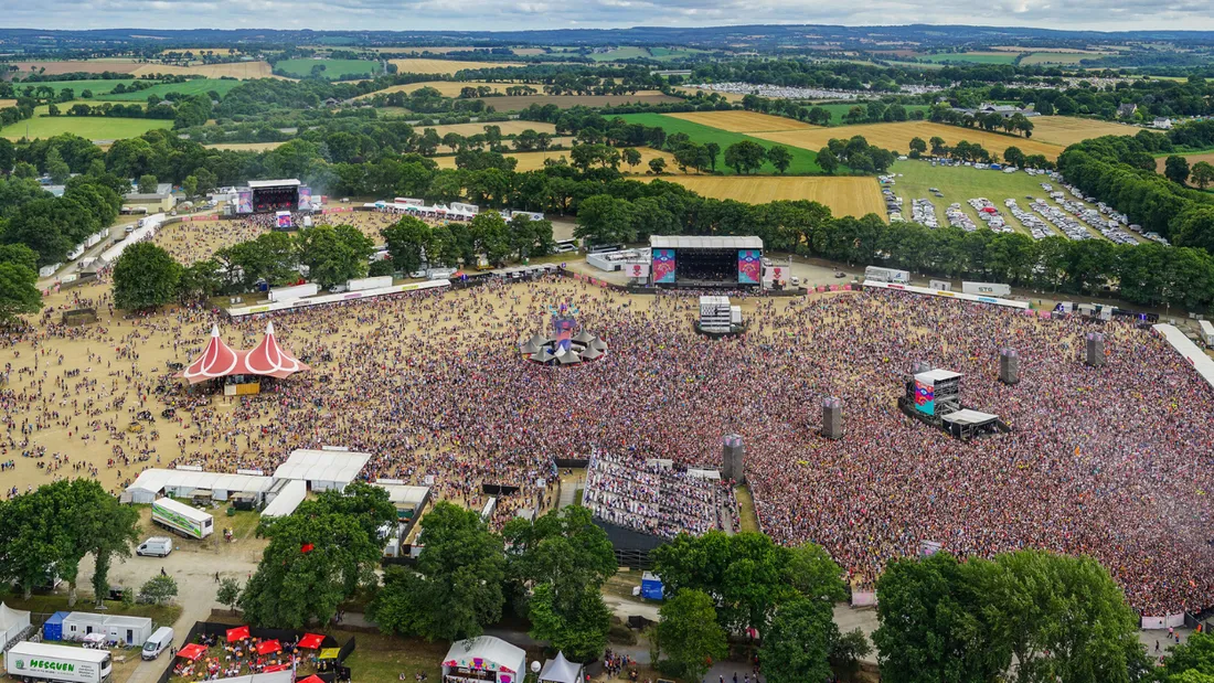 Une certitude : l'édition 2025 des Vieilles Charrues aura lieu à Carhaix.