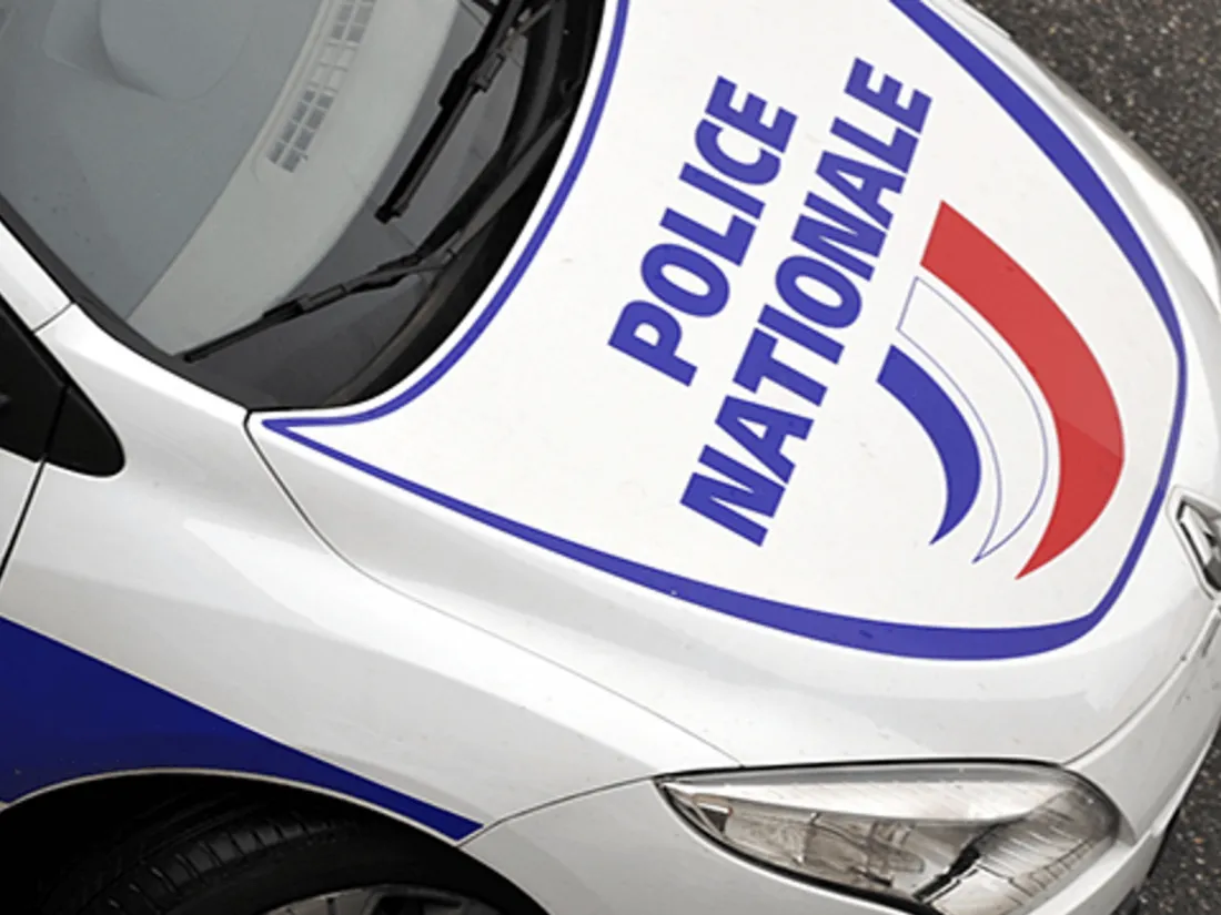 Policier