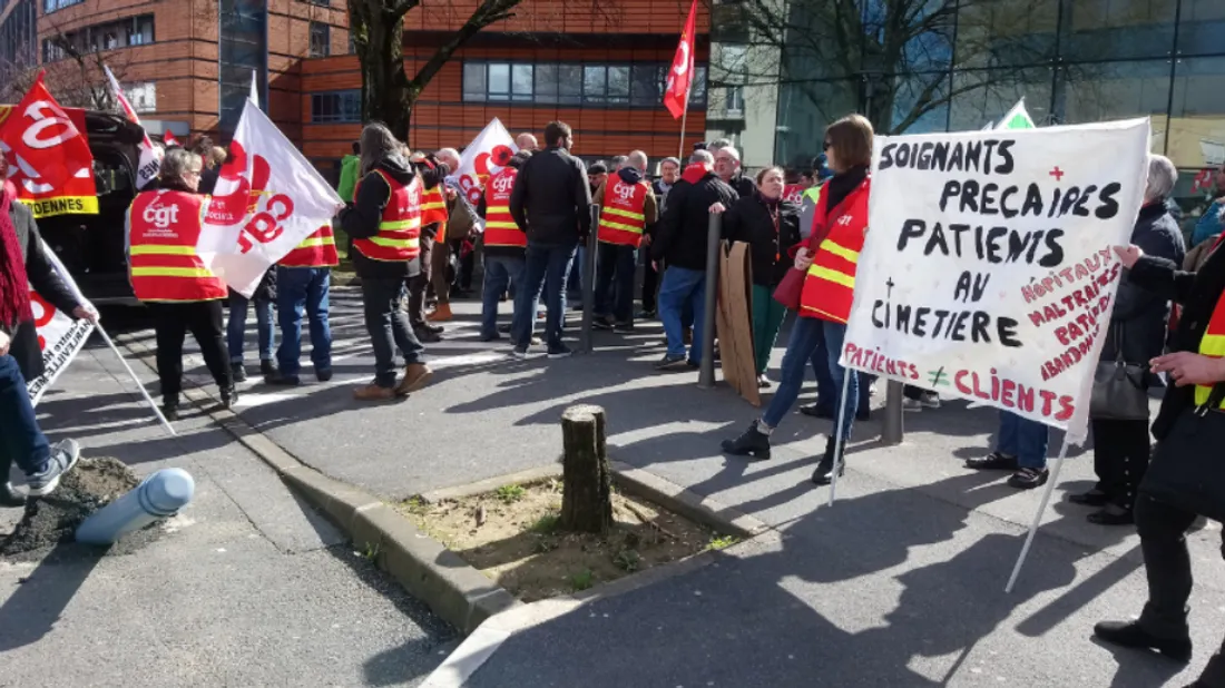 Illustration d'une manifestation pour l'hôpital 2019