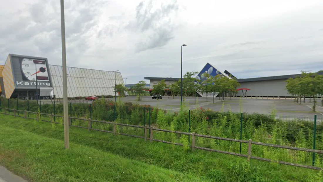Google Maps (Parking Douzy)